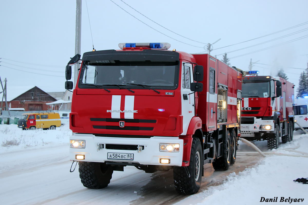 Ненецкий автономный округ, № А 584 ВС 83 — КамАЗ-43118-RF(08) [43118F-R]