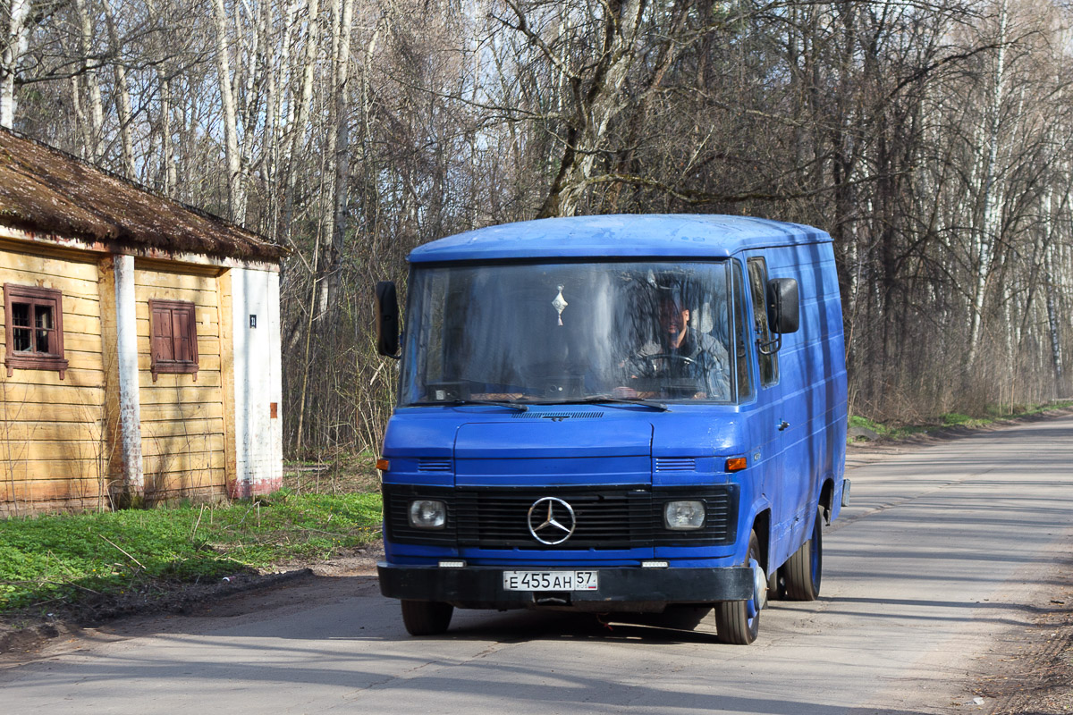 Московская область, № Е 455 АН 57 — Mercedes-Benz T2 ('1967) 407