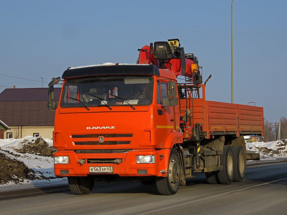 Кировская область, № В 563 ХР 43 — КамАЗ-65115-50