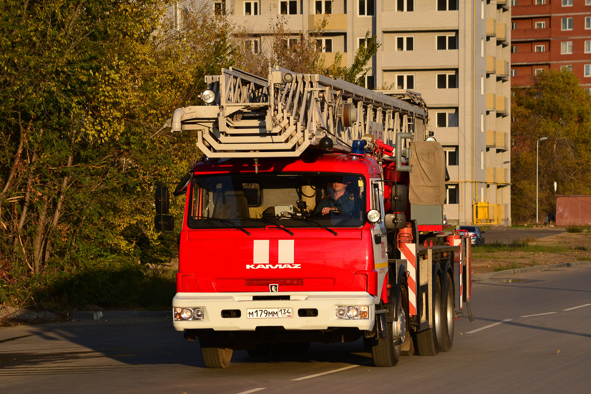 Волгоградская область, № М 179 ММ 134 — КамАЗ-65115-A4(23)