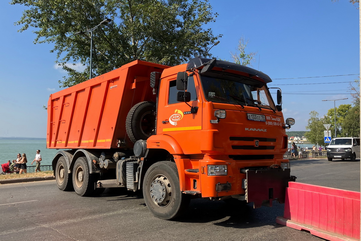 Удмуртия, № Е 133 СС 18 — КамАЗ-6520-53