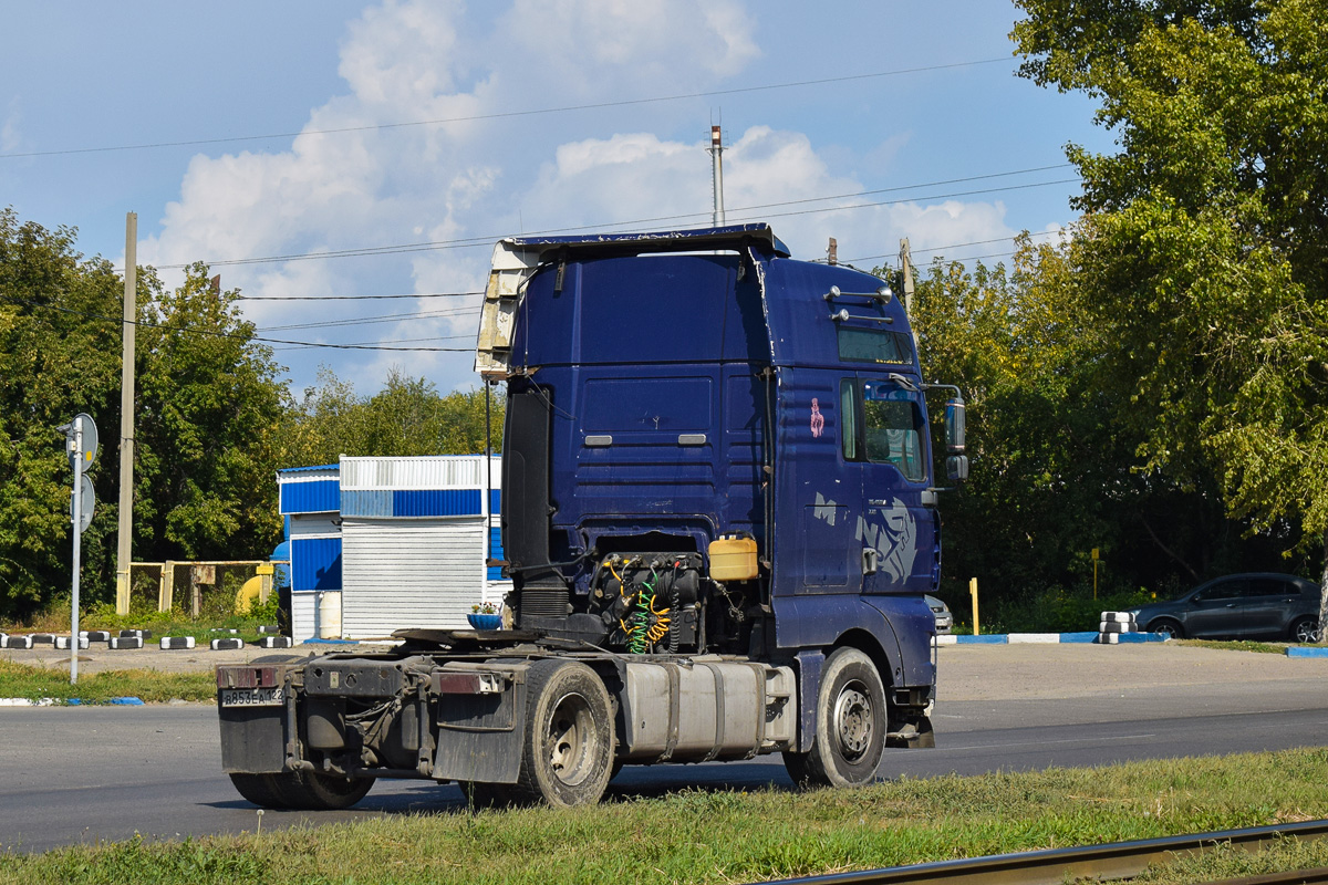 Алтайский край, № В 853 ЕА 122 — MAN TGA 18.460