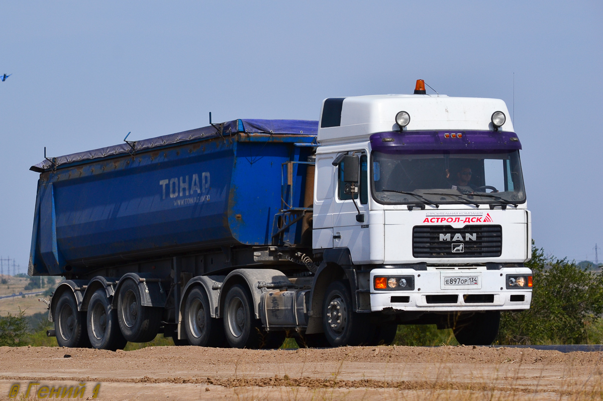 Волгоградская область, № Е 897 ОР 134 — MAN F2000 26.464