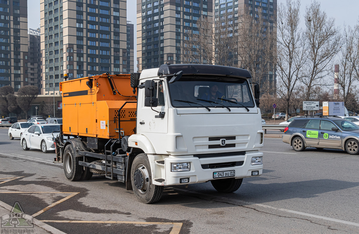Алматы, № 043 BQ 02 — КамАЗ-43253-G5(69)