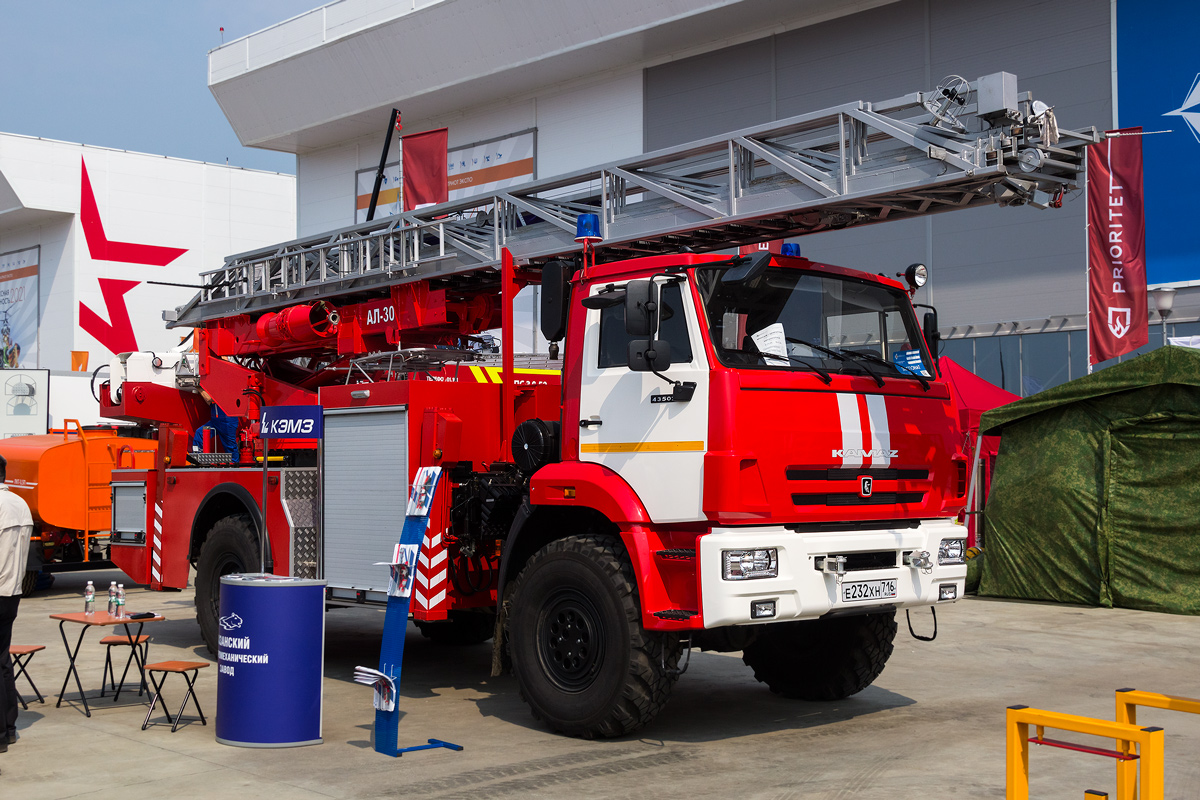 Татарстан, № Е 232 ХН 716 — КамАЗ-43502-D5(66); Московская область — Выставка "Комплексная безопасность — 2021"