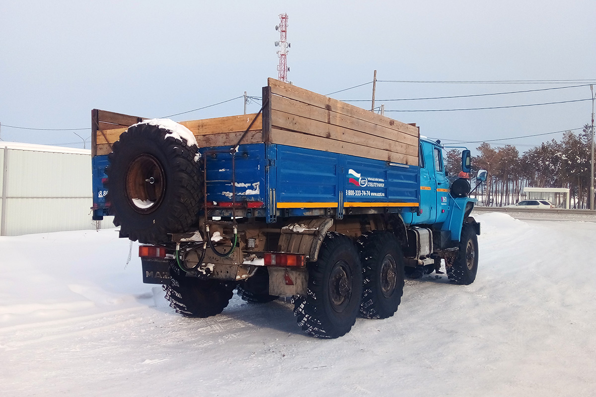 Удмуртия, № К 403 ХС 18 — Урал-4320-60