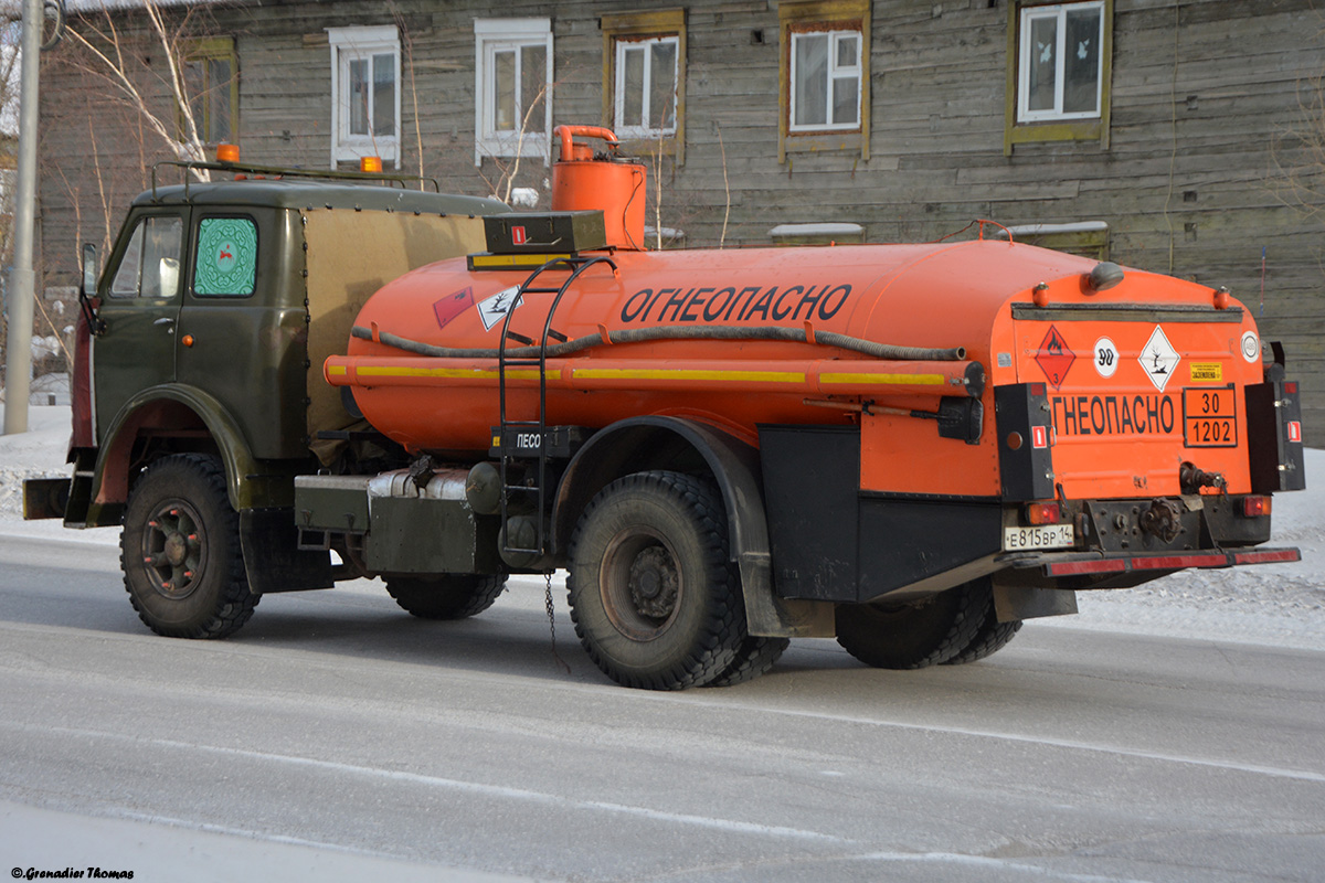 Саха (Якутия), № Е 815 ВР 14 — МАЗ-5334