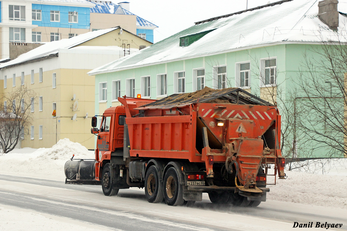 Ненецкий автономный округ, № А 237 ВС 83 — КамАЗ-65115-A4(23)