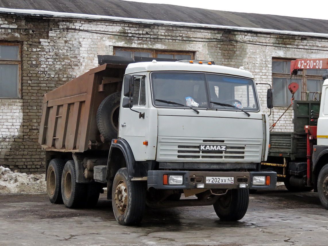 Кировская область, № У 202 ХХ 43 — КамАЗ-55111 [551110]