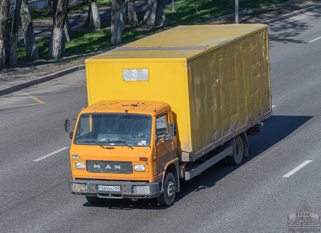 Алматинская область, № 064 RAZ 05 — VW-MAN G90