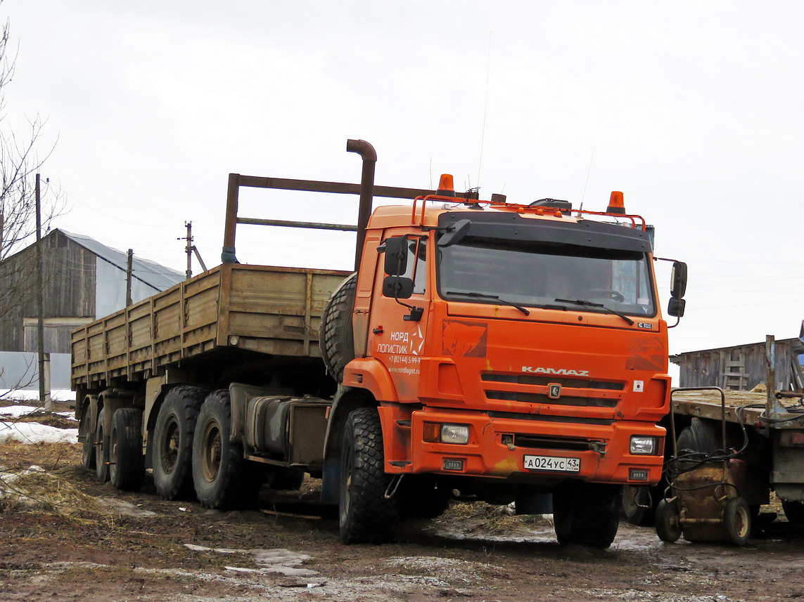 Кировская область, № А 024 УС 43 — КамАЗ-44108-24 [441083]