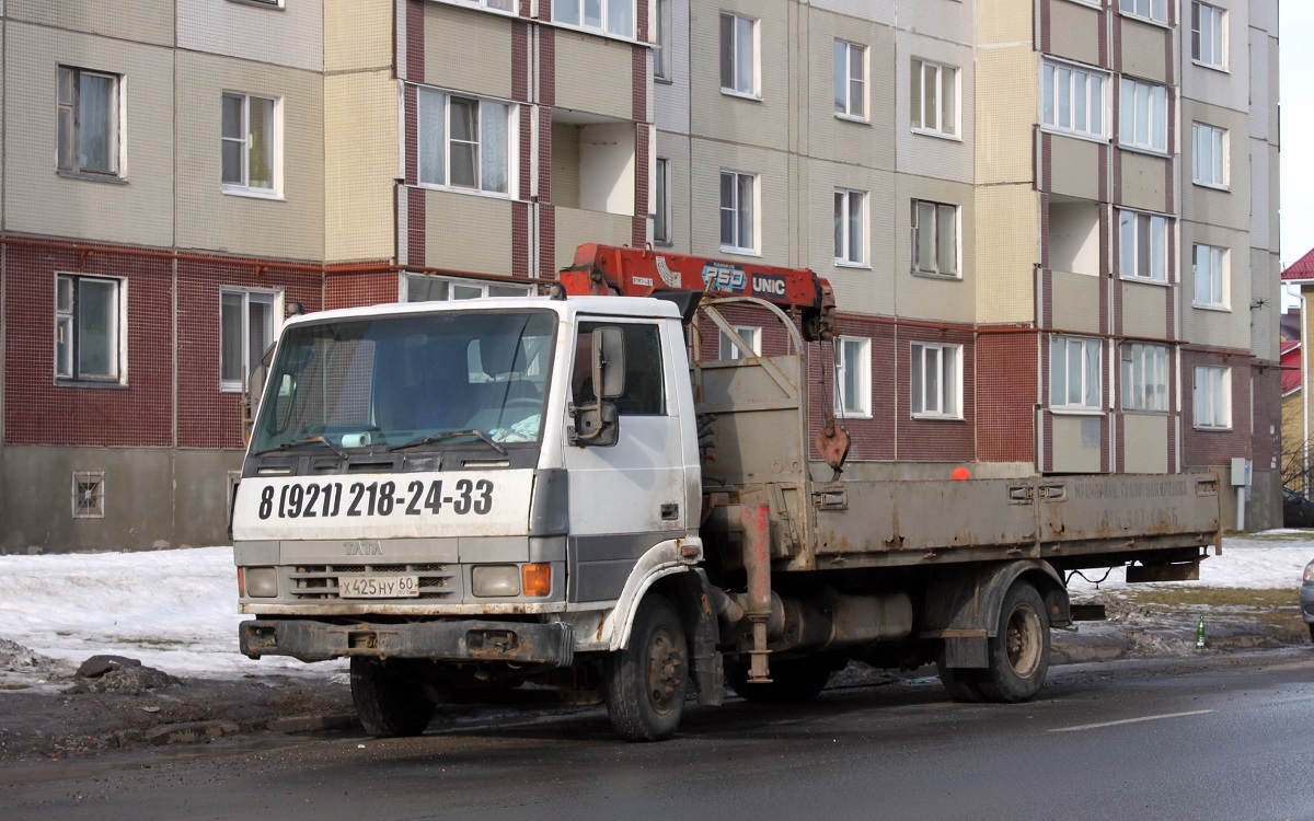 Псковская область, № Х 425 НУ 60 — Tata LPT613