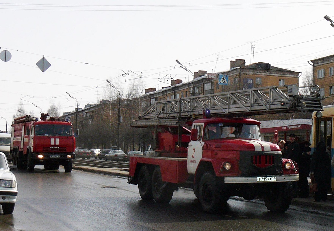 Удмуртия, № Е 715 КА 18 — ЗИЛ-131 (общая модель)