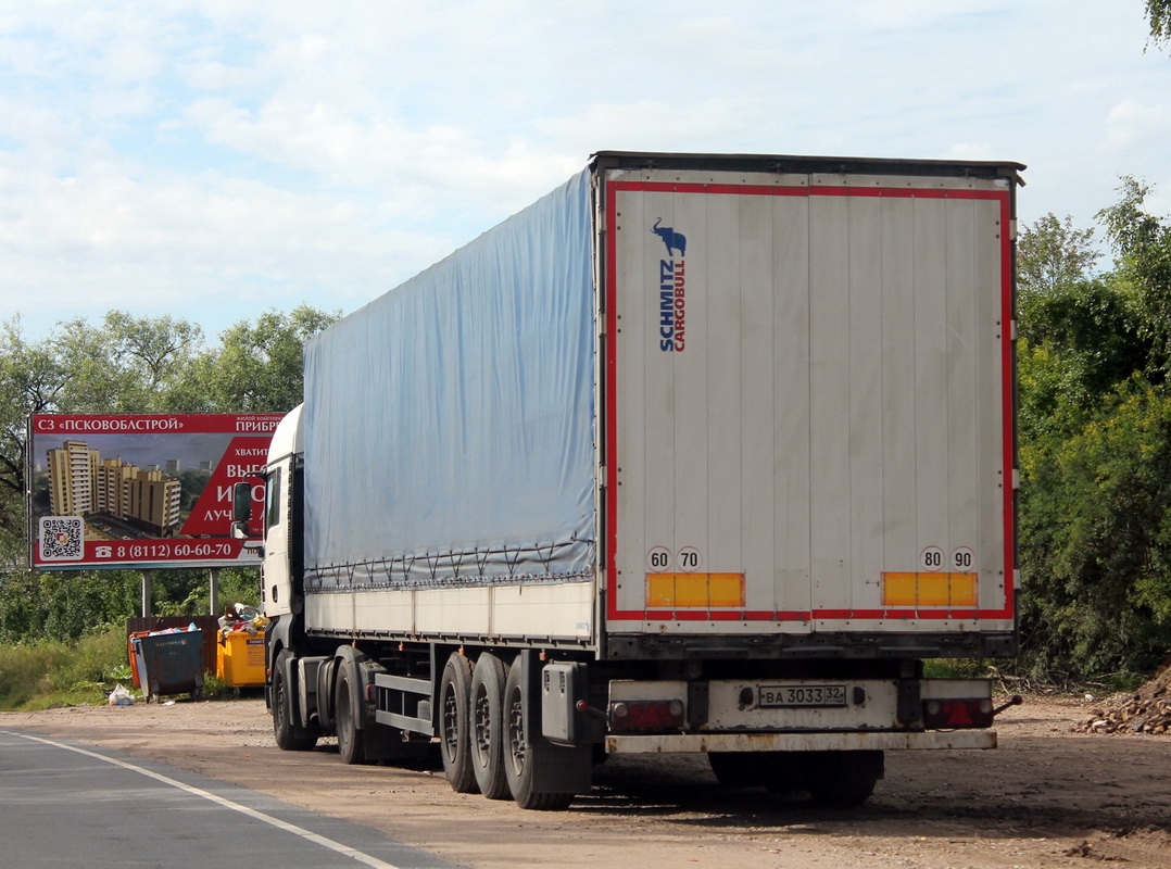 Брянская область, № ВА 3033 32 — Schmitz Cargobull S.PR общ.модель