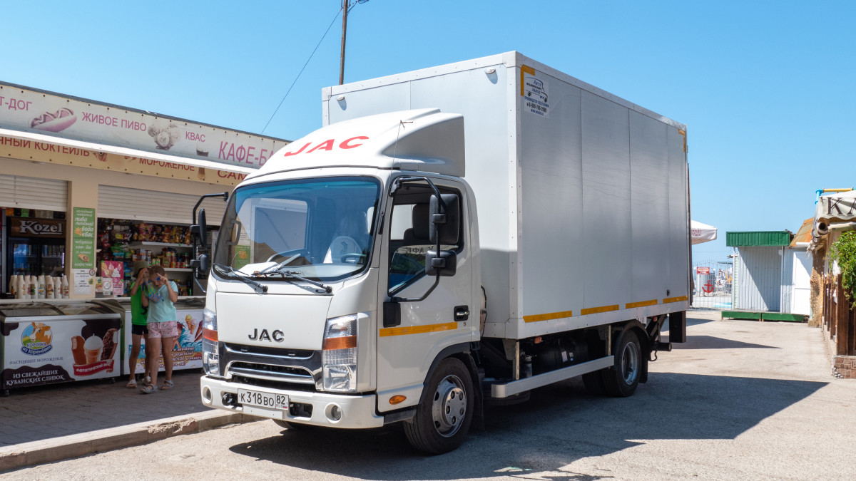 Крым, № К 318 ВО 82 — JAC N90