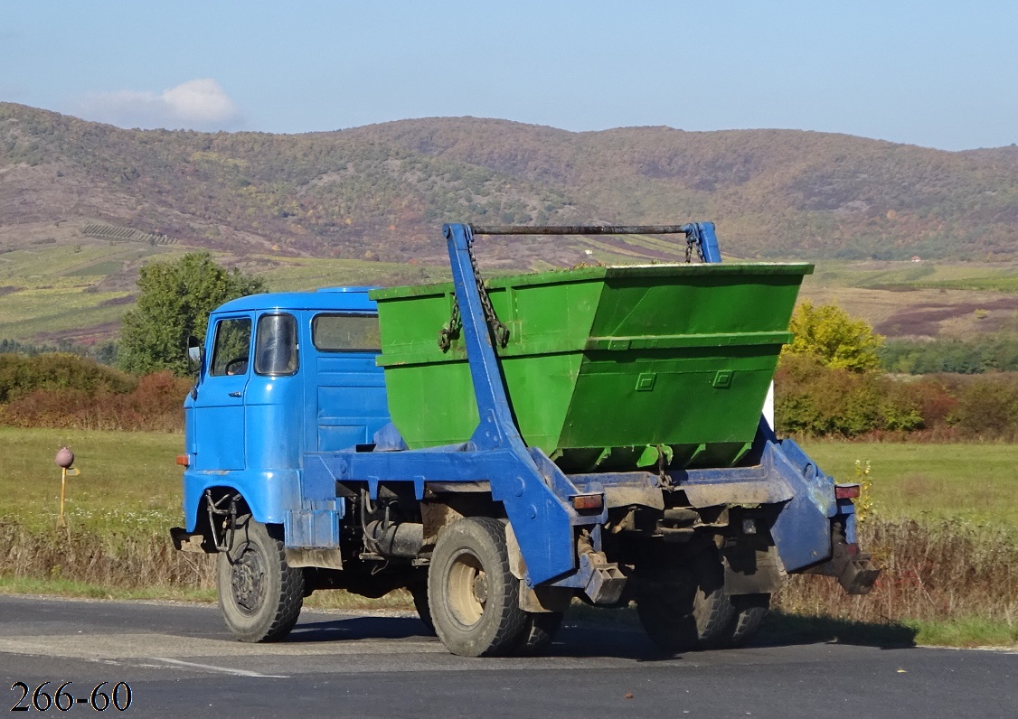 Венгрия, № BFJ-220 — IFA W50LA/K, LA/Z; Венгрия — Сбор винограда в Венгрии