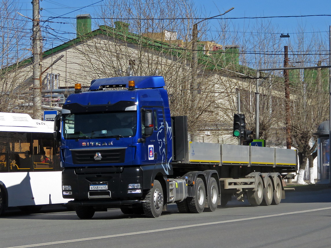 Кировская область, № В 548 ТН 43 — Sitrak C7H ZZ4256