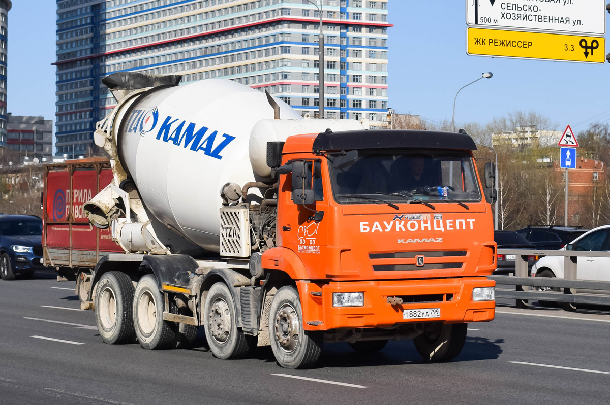 Москва, № Т 882 УА 799 — КамАЗ-6540-A5(48)