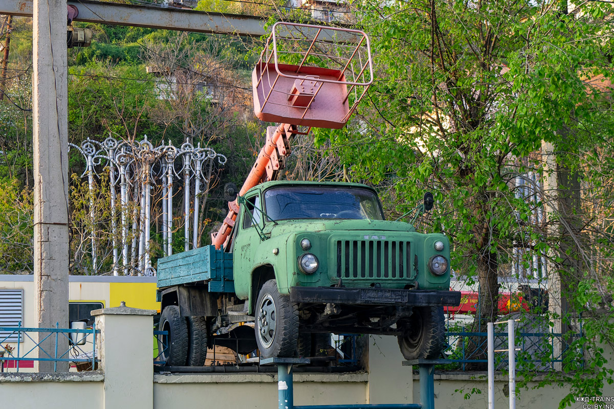Севастополь, № 72-64 ЦСВ — ГАЗ-52-01 (ГАЗ-52А); Севастополь — Автомобили на постаментах; Техника на постаментах, памятники (Севастополь)