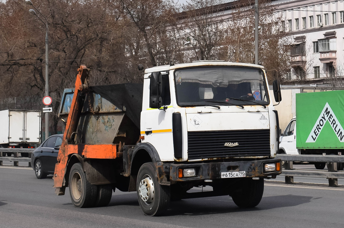Московская область, № Р 615 СА 790 — МАЗ-5551A2