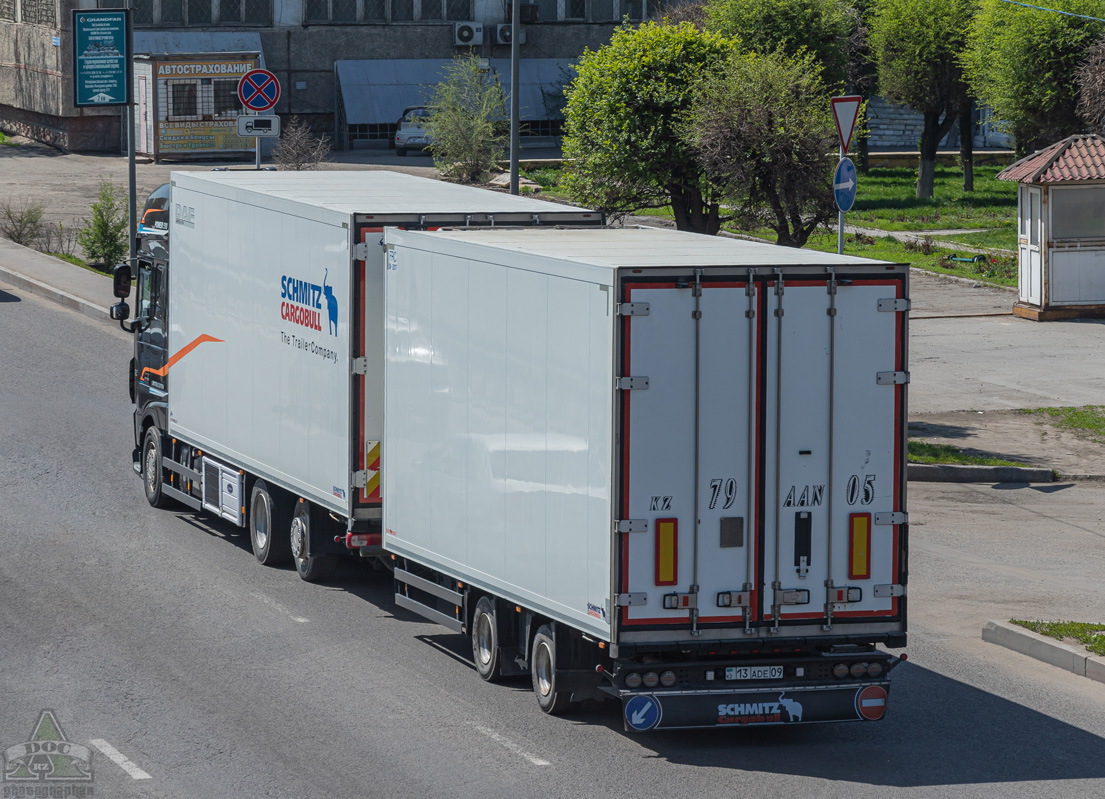 Карагандинская область, № 13 ADE 09 — Schmitz Cargobull Z.KO 18/L