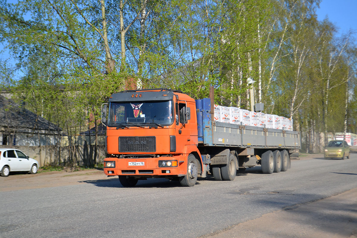 Удмуртия, № Т 752 РТ 18 — MAN F90 19.xxx (общая)