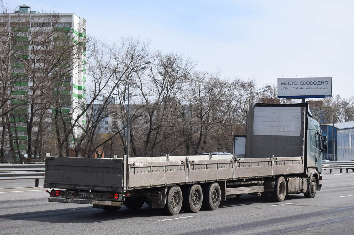 Калининградская область, № ЕВ 8328 77 — Schmitz Cargobull S.PR общ.модель