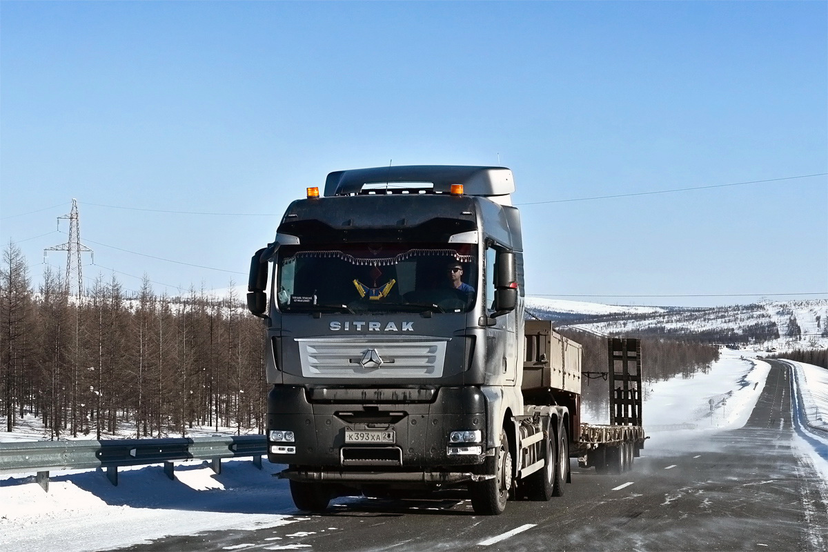 Амурская область, № К 393 ХА 28 — Sitrak C7H ZZ4256