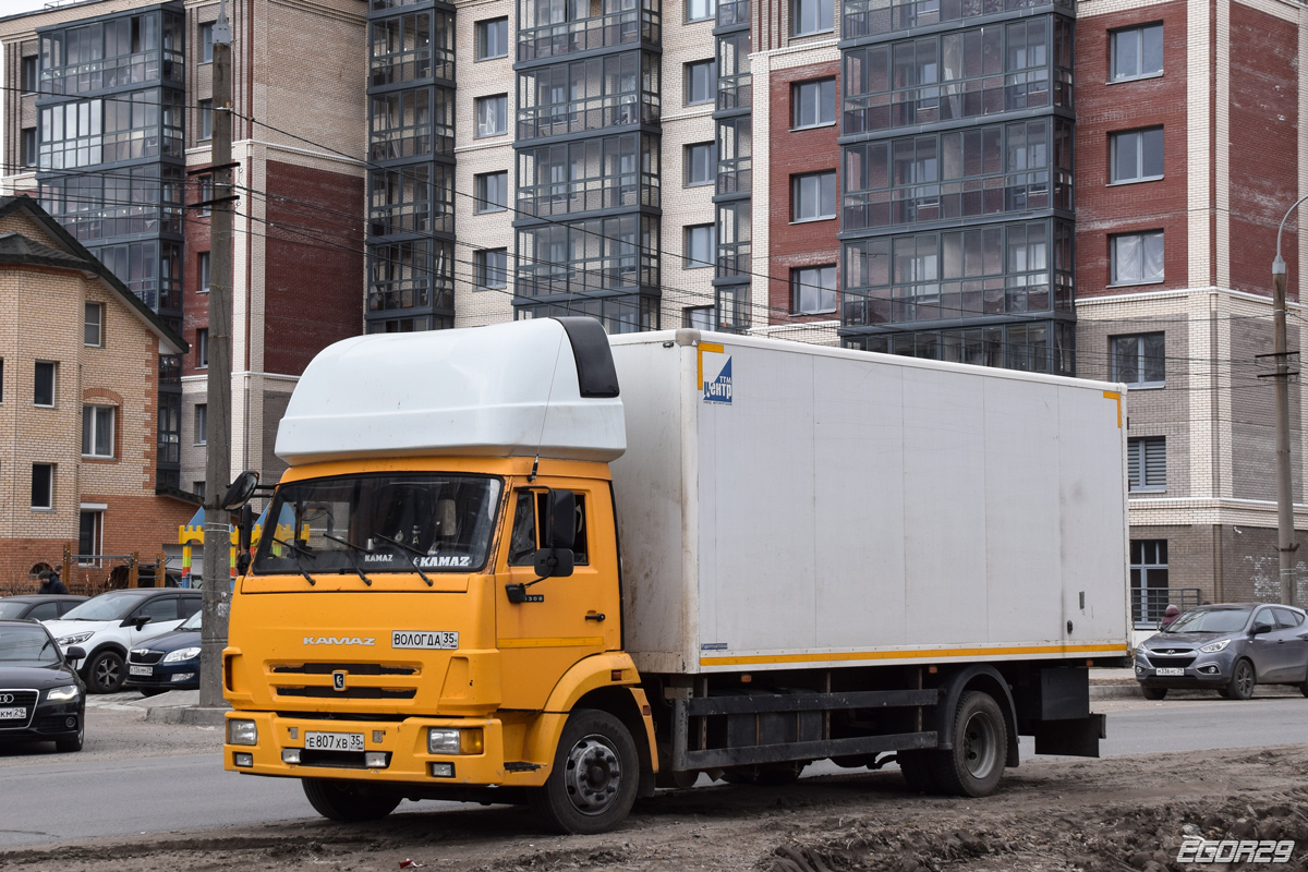 Вологодская область, № Е 807 ХВ 35 — КамАЗ-4308-C4(25)