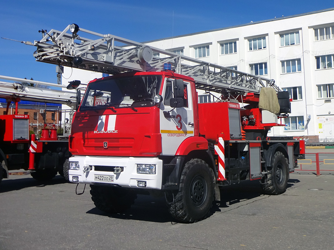Архангельская область, № М 422 ОО 29 — КамАЗ-43502-D5(66)