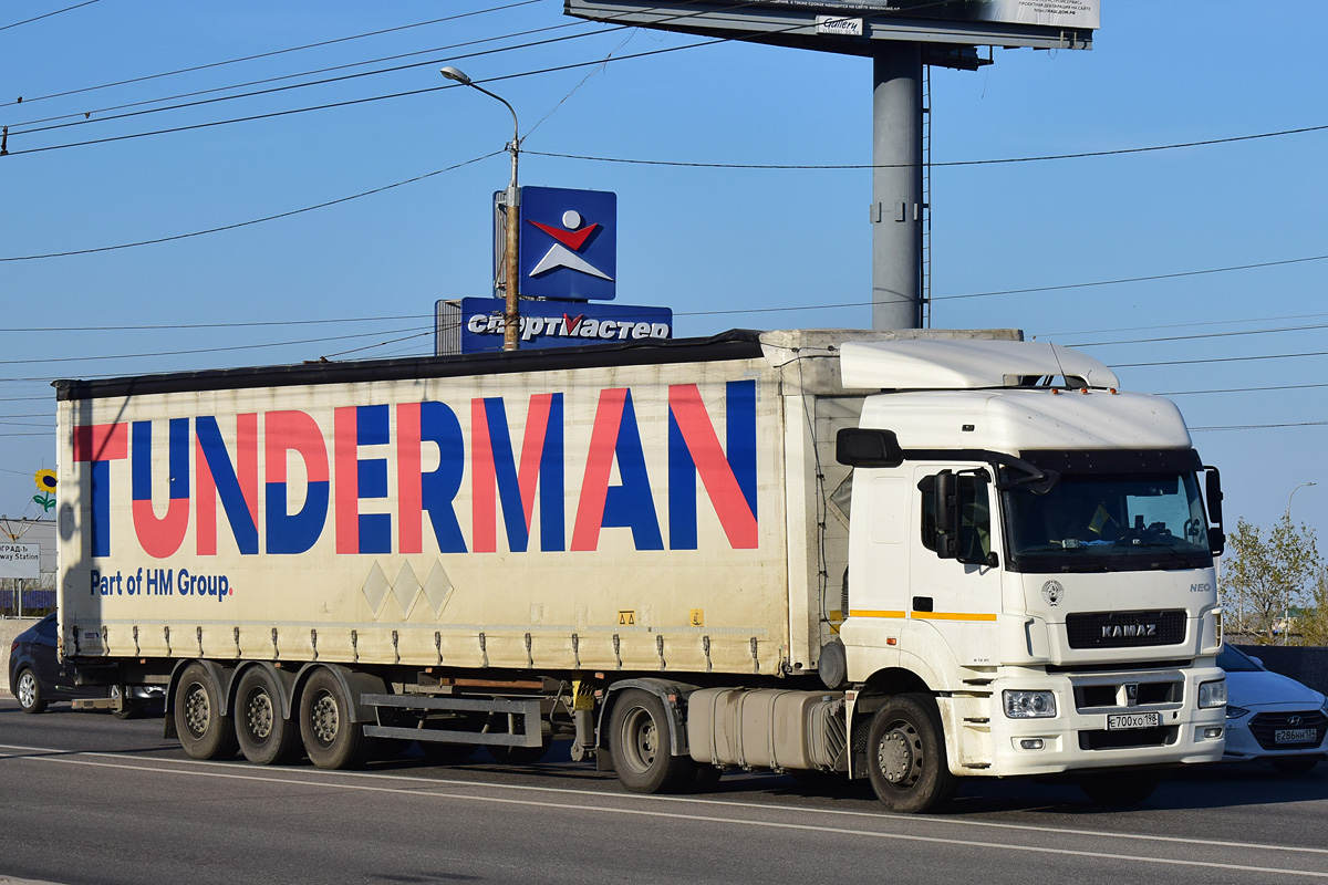 Санкт-Петербург, № Е 700 ХО 198 — КамАЗ-5490-S5(87)