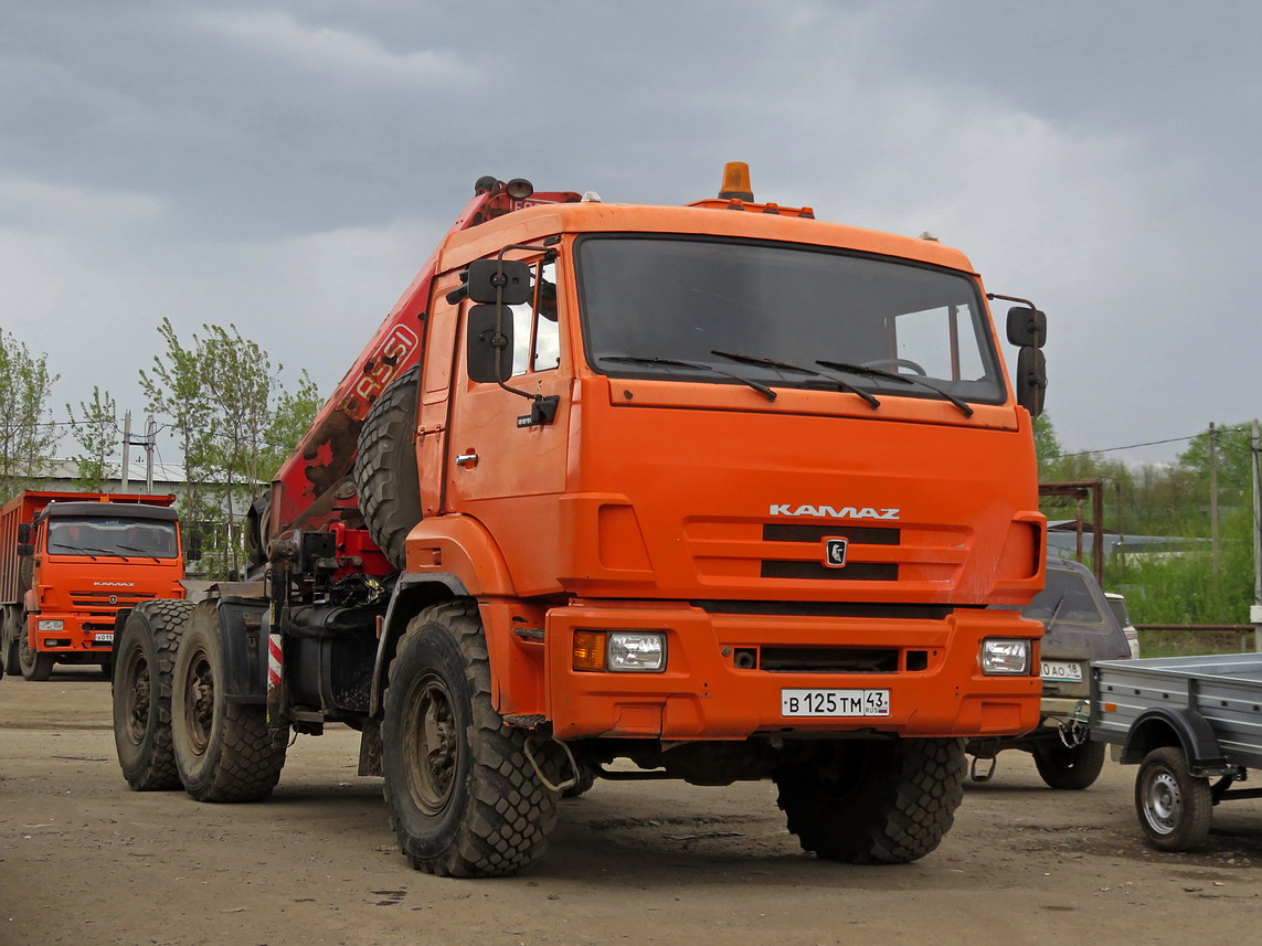 Кировская область, № В 125 ТМ 43 — КамАЗ-44108-24 [441083]