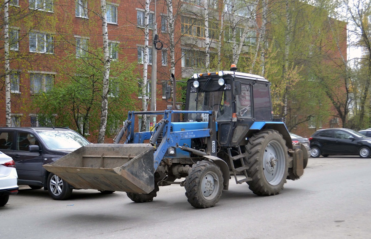 Удмуртия — Спецтехника с нечитаемыми на фото номерами
