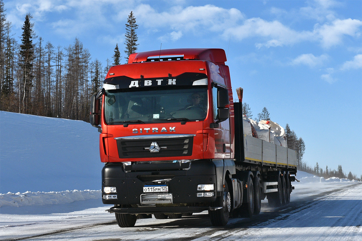 Приморский край, № О 115 РМ 125 — Sitrak C7H ZZ4256