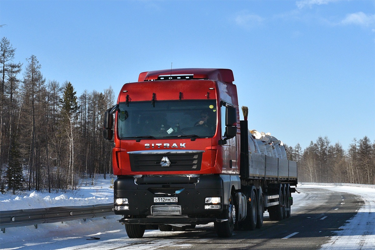 Приморский край, № О 112 РМ 125 — Sitrak C7H ZZ4256