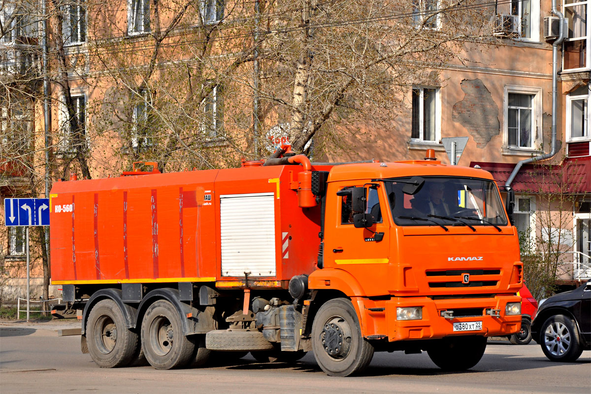 Алтайский край, № О 380 ХТ 22 — КамАЗ-65115-A4(23)