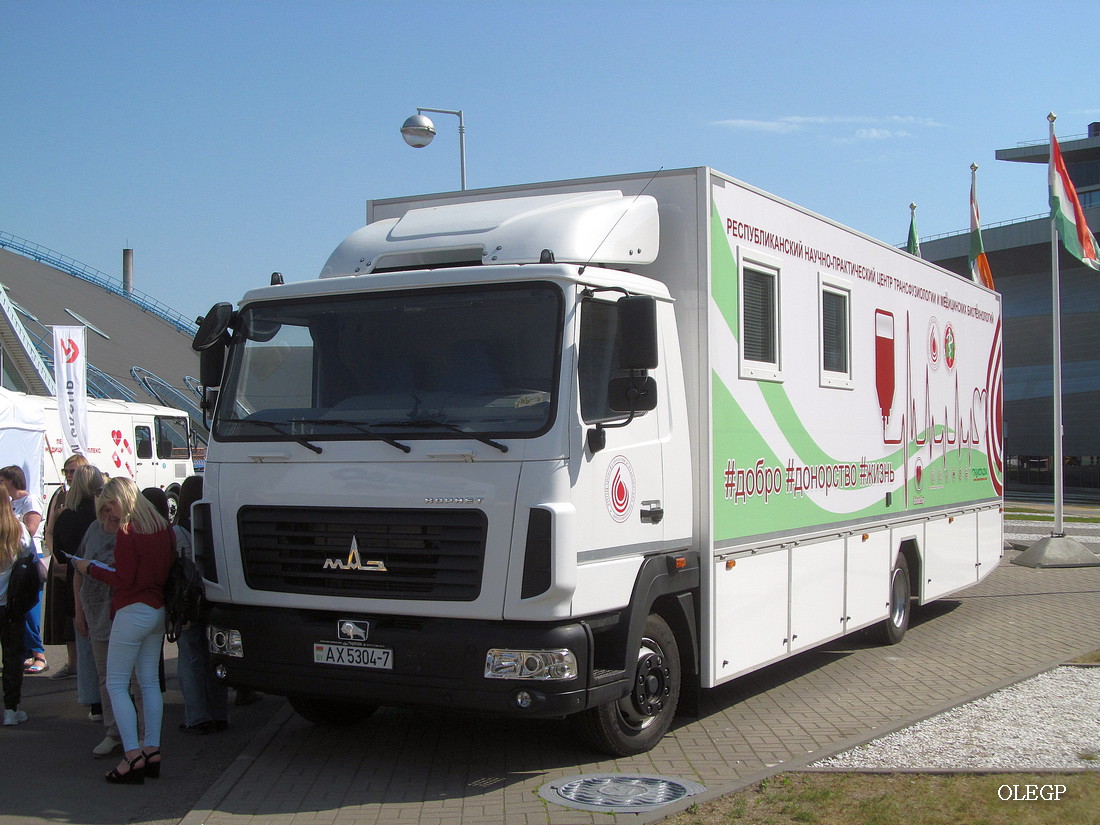 Минск, № АХ 5304-7 — МАЗ-437121