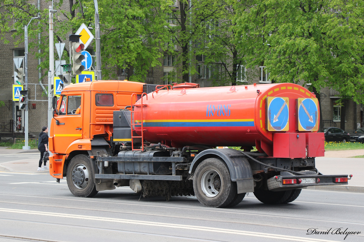 Санкт-Петербург, № Х 734 АК 178 — КамАЗ-43253-R4(28)