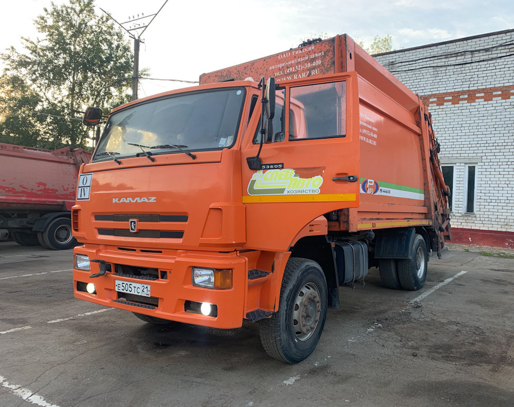 Чувашия, № Е 505 ТС 21 — КамАЗ-53605-L4(19)