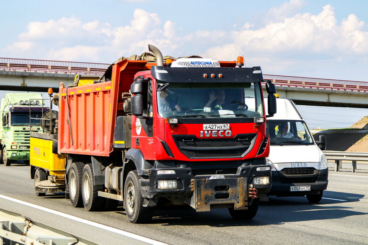 Смоленская область, № А 427 НХ 67 — IVECO Trakker ('2013)