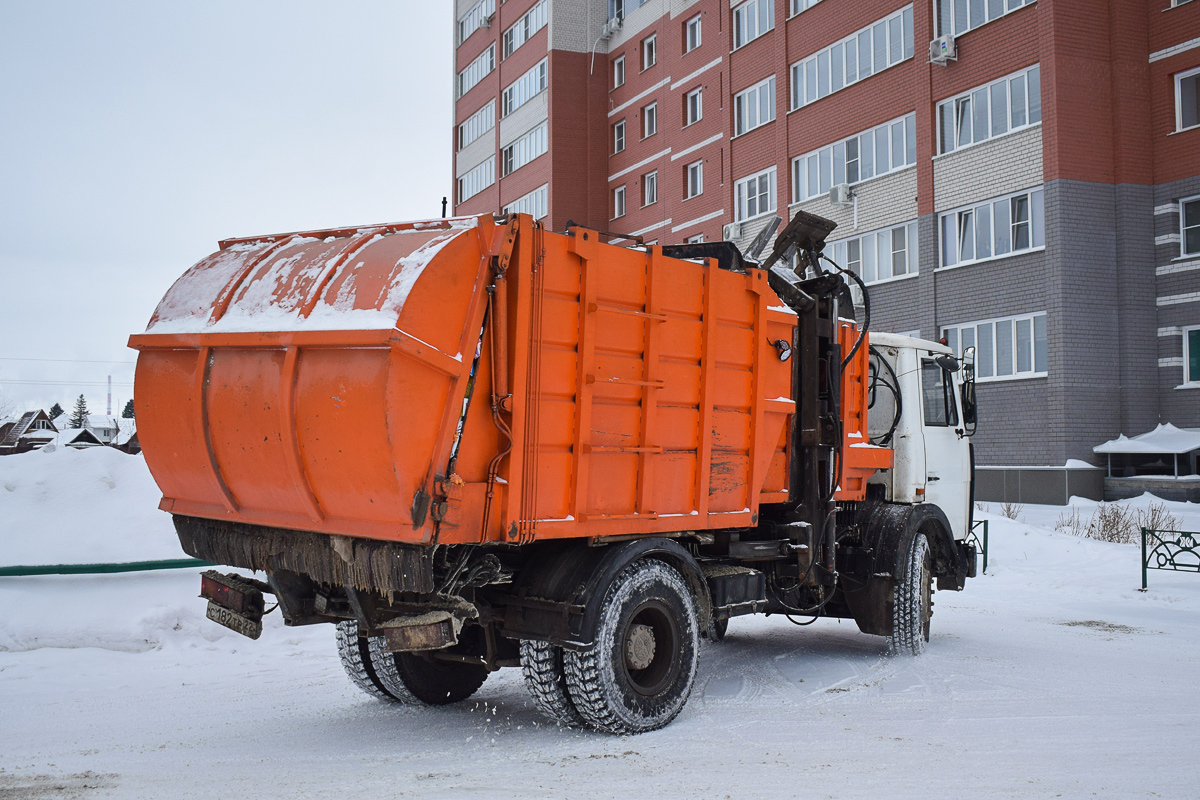 Алтайский край, № С 182 ТР 22 — МАЗ-5337A2