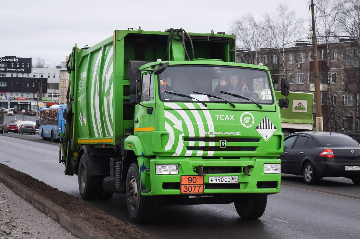 Тверская область, № Е 990 СО 69 — КамАЗ-53605-A5(48)