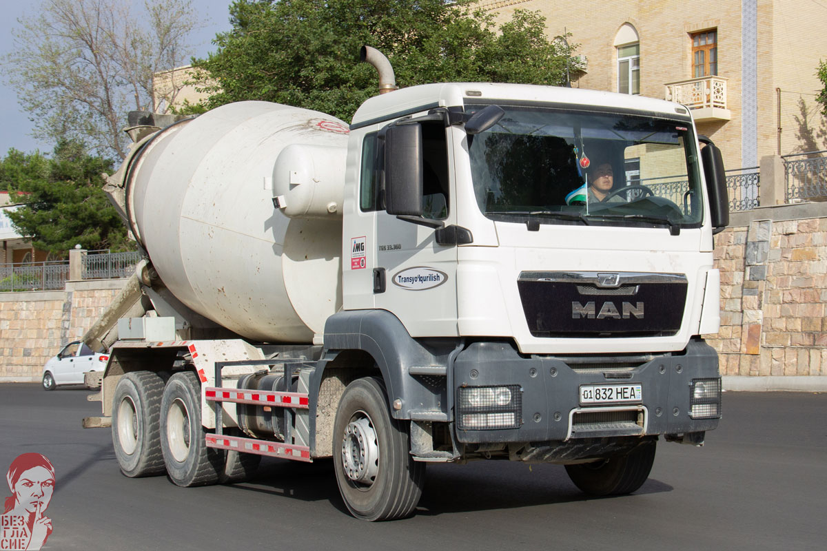 Узбекистан, № 01 832 HEA — MAN TGS 33.360