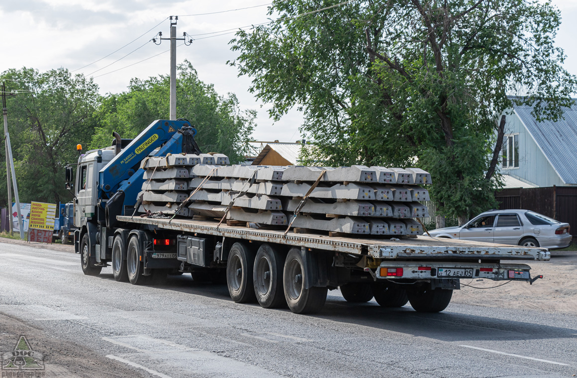Алматинская область, № 12 AEJ 05 — Krone SDP 27 Profi Liner / SDP 24