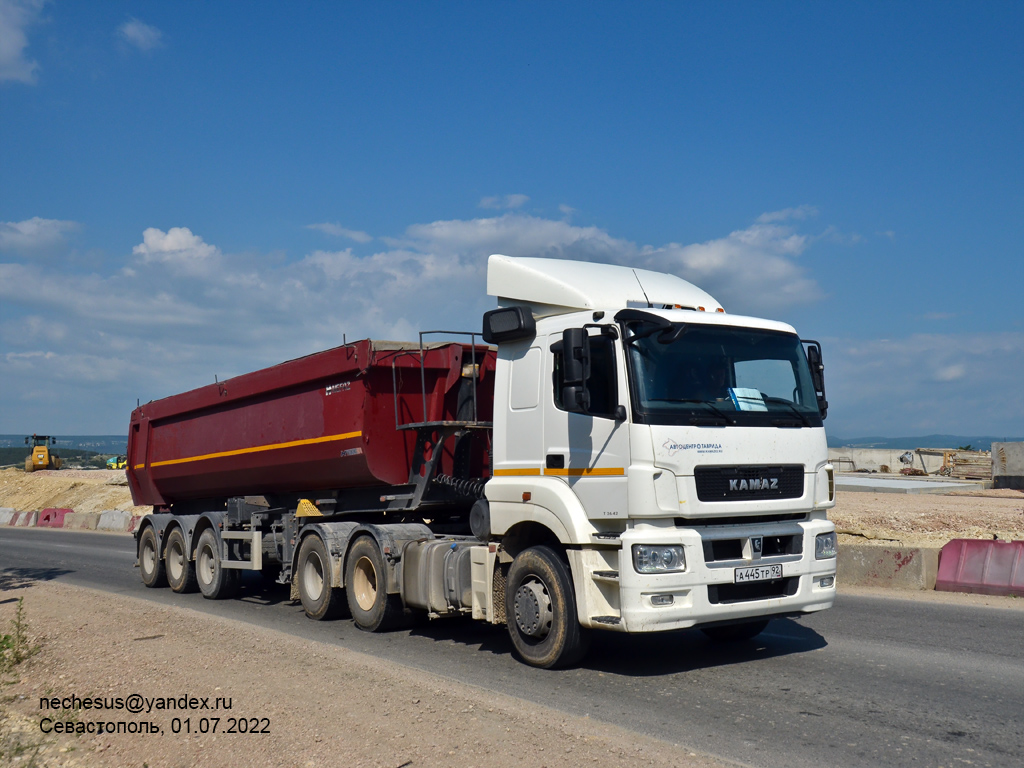 Севастополь, № А 445 ТР 92 — КамАЗ-65206-T5(68)