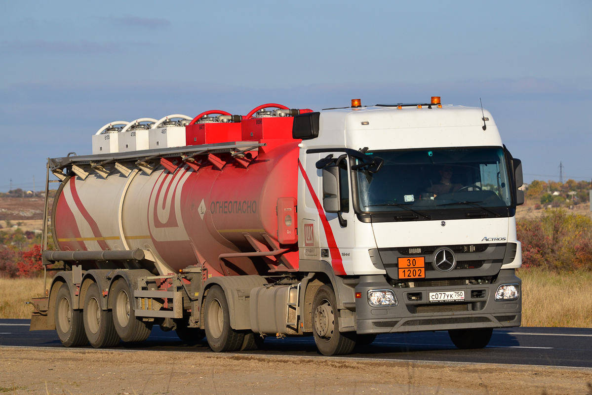Волгоградская область, № С 077 УК 750 — Mercedes-Benz Actros '09 1844 [Z9M]