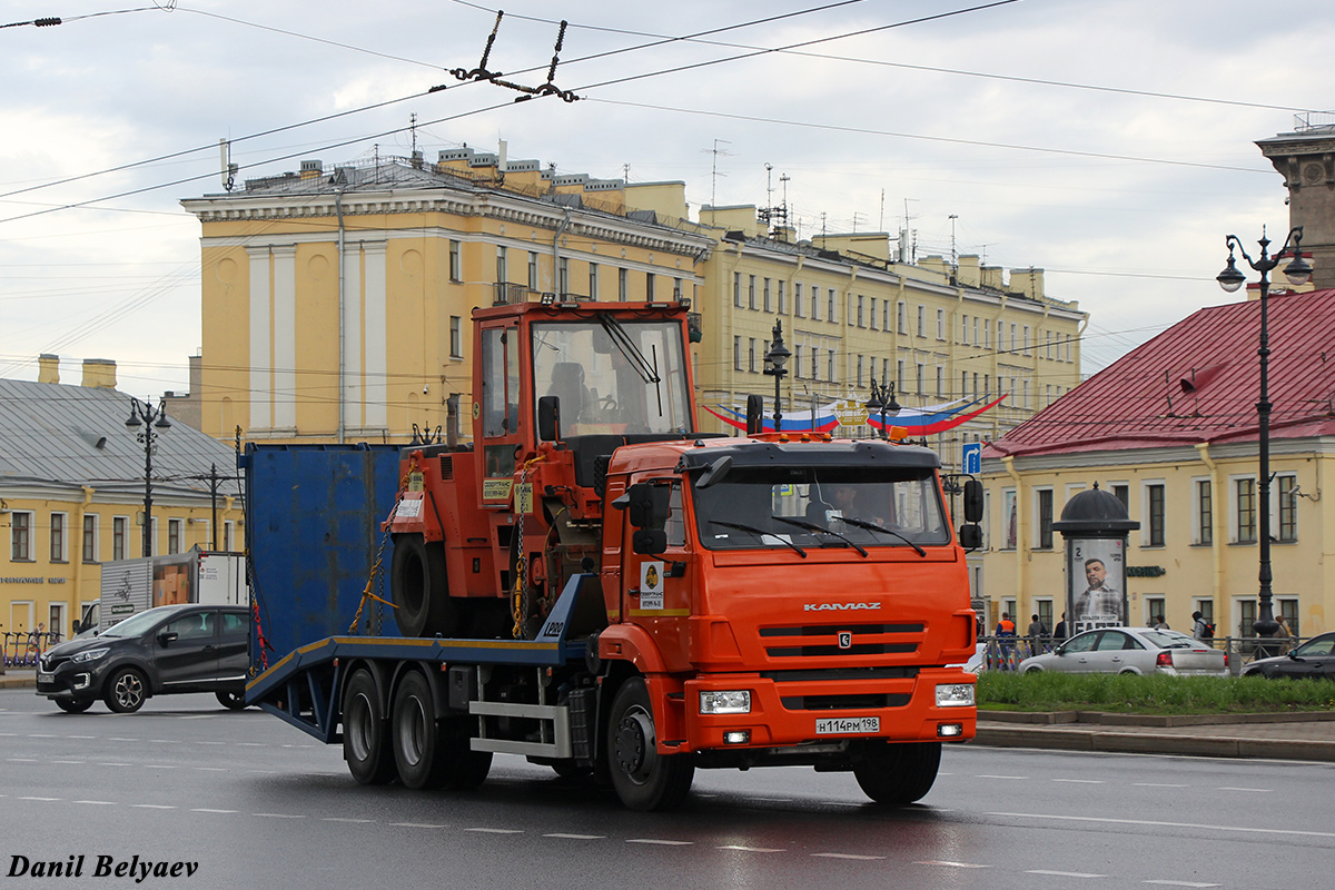 Санкт-Петербург, № Н 114 РМ 198 — КамАЗ-65115-A5(48)