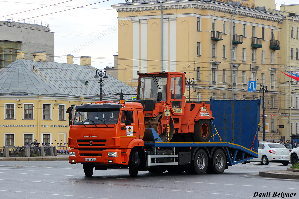 Санкт-Петербург, № Н 114 РМ 198 — КамАЗ-65115-A5(48)