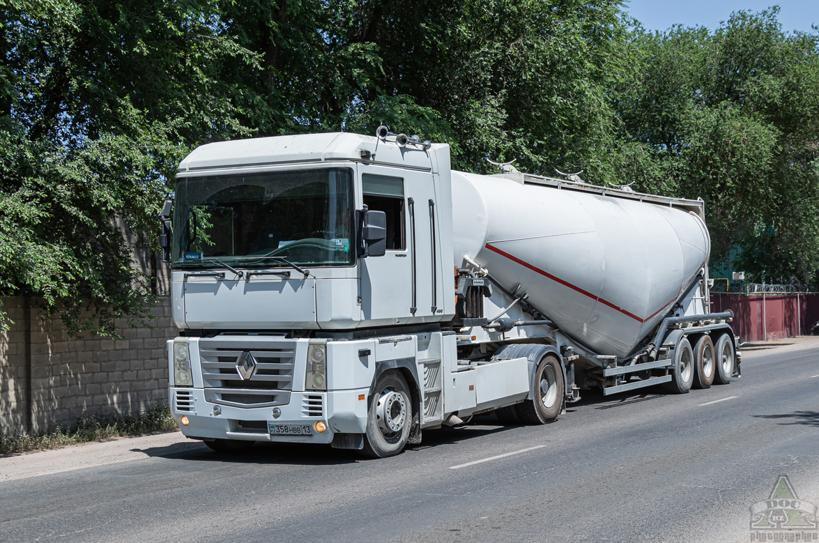 Туркестанская область, № 358 HBB 13 — Renault Magnum E-Tech ('2001)
