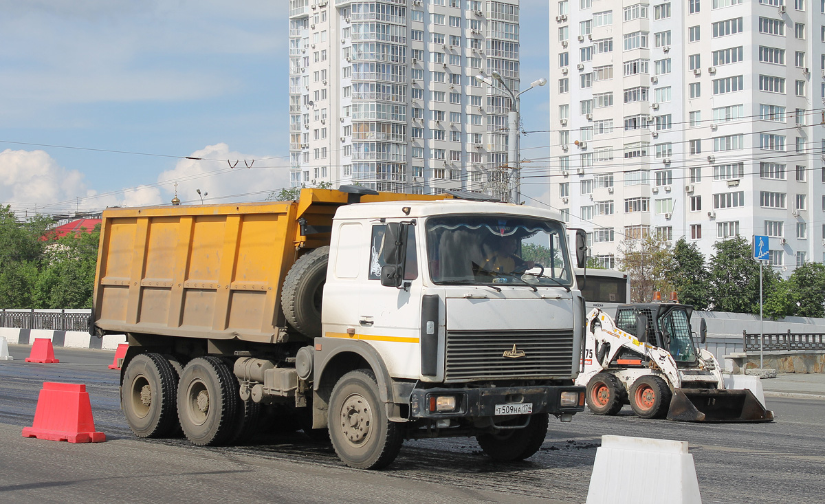 Челябинская область, № Т 509 НА 174 — МАЗ-551605